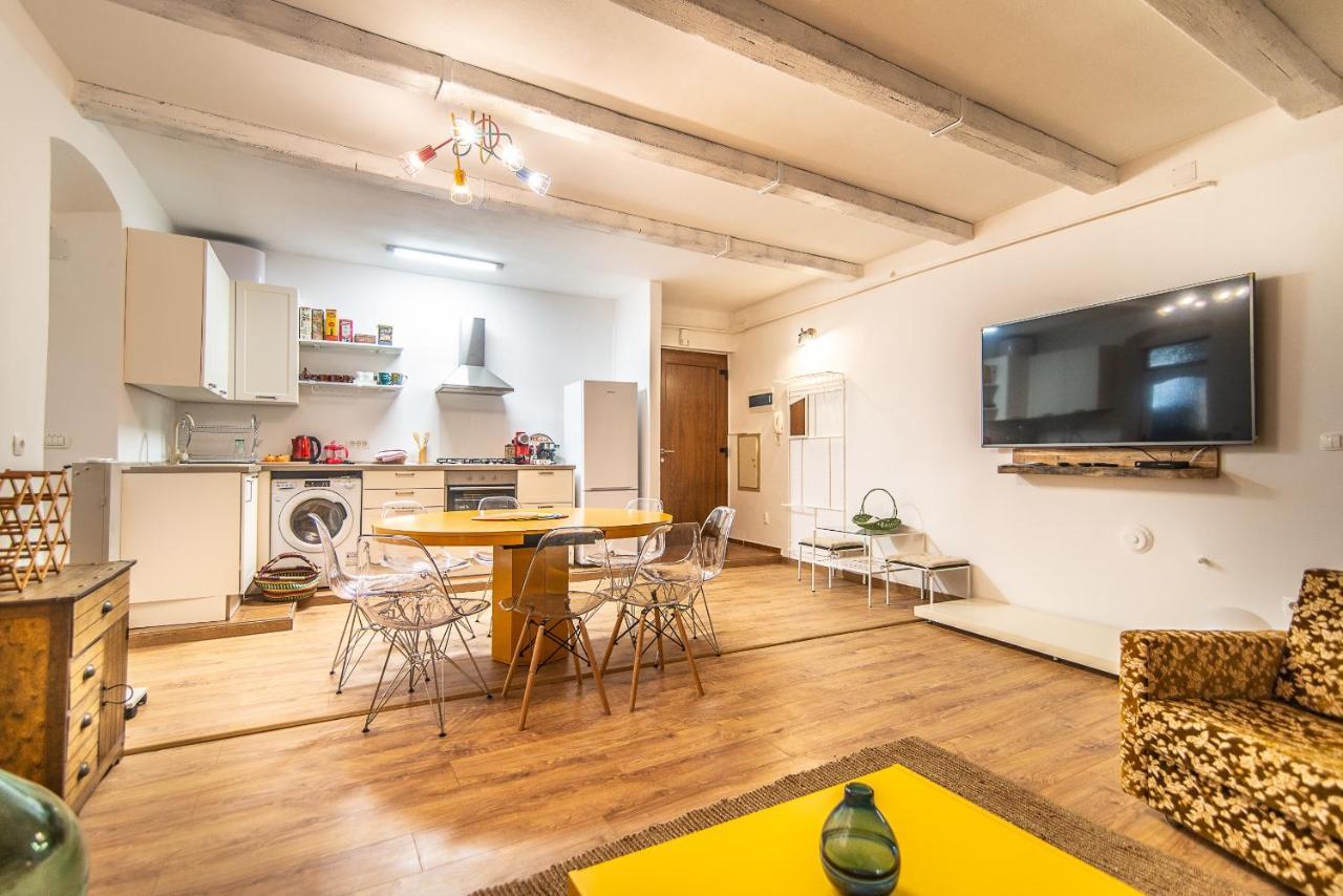 Appartement Augusta à Pula Extérieur photo